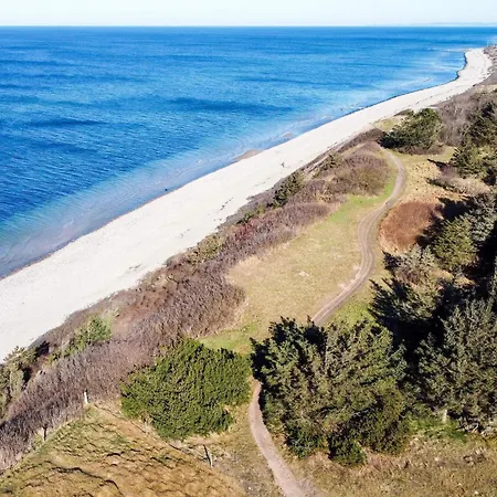 6 Person In Graested-by Traum * Græsted