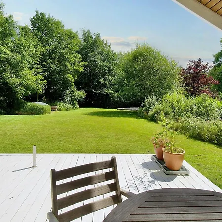 6 Person In Graested-by Traum Græsted