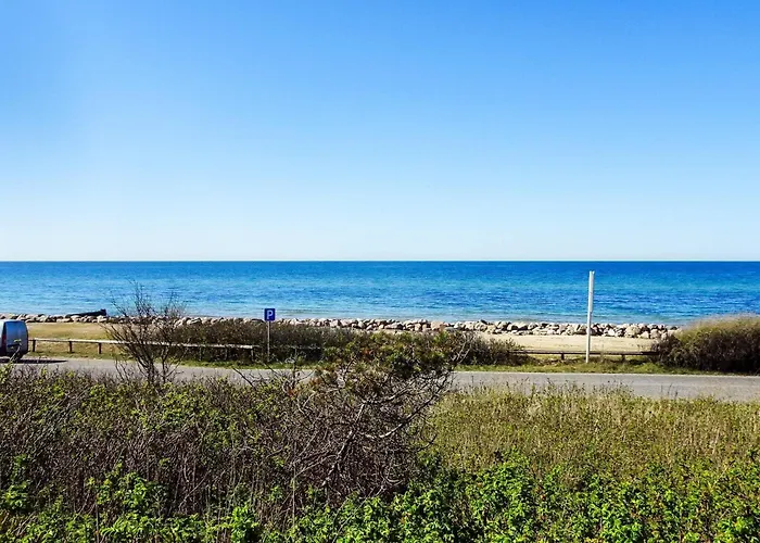 6 Person In Graested-by Traum Græsted